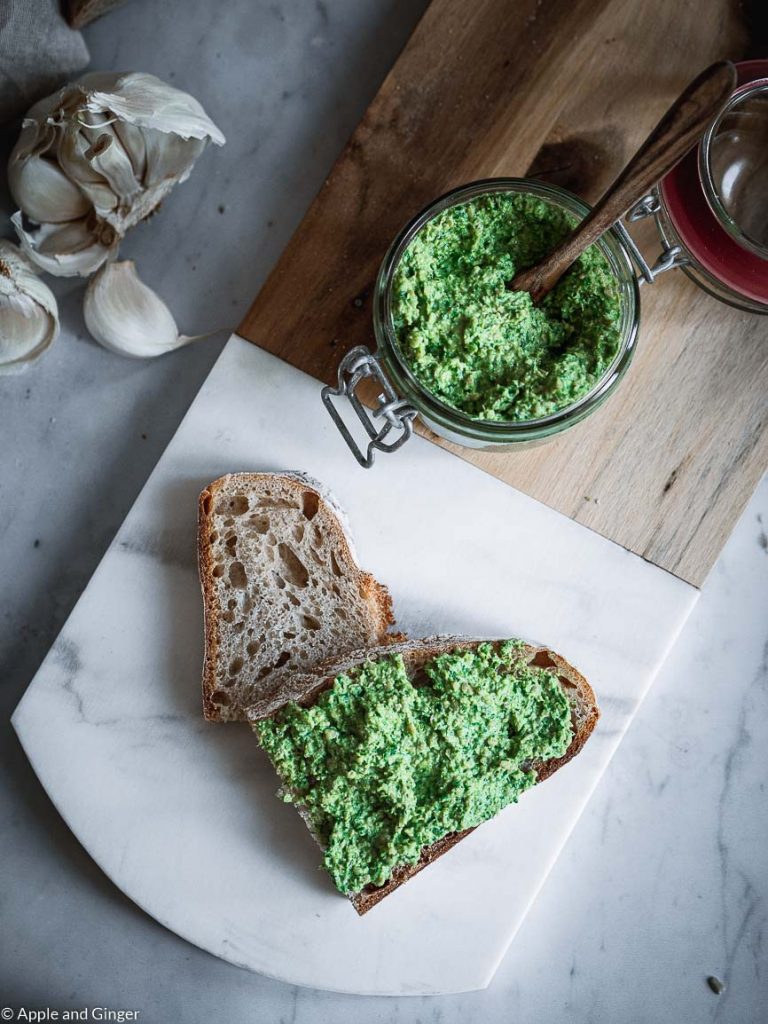 Bärlauchaufstrich - vegetarische Brotzeit - Apple and Ginger